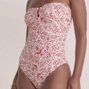 Vineyard Vines Floral One Piece Size Medium